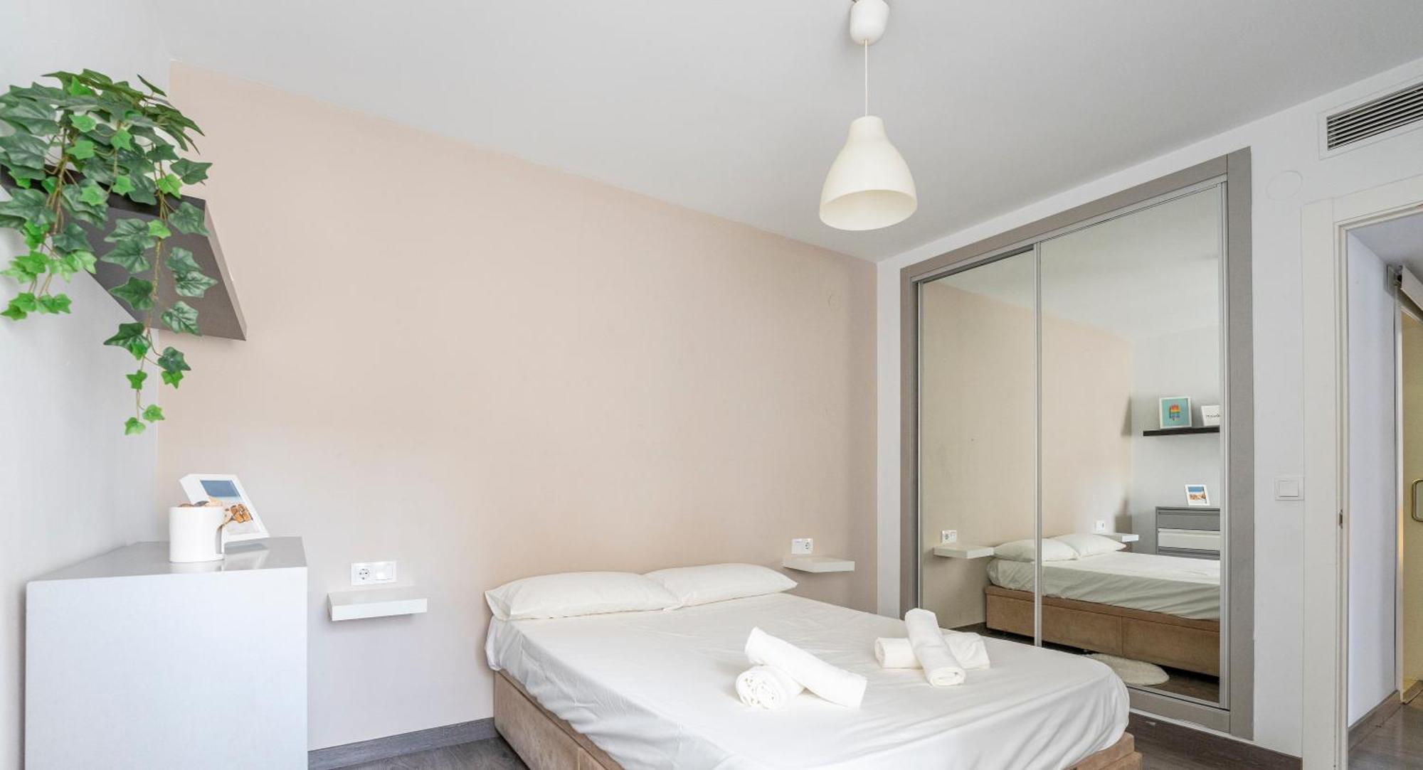 Apartament Ludy'S Vialia Center Málaga Exteriör bild